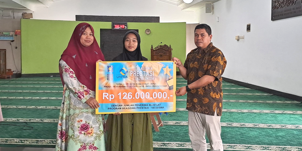 181 Pelajar Dhuafa Berprestasi Yogyakatya Terima Beasiswa LAZIS UNISIA